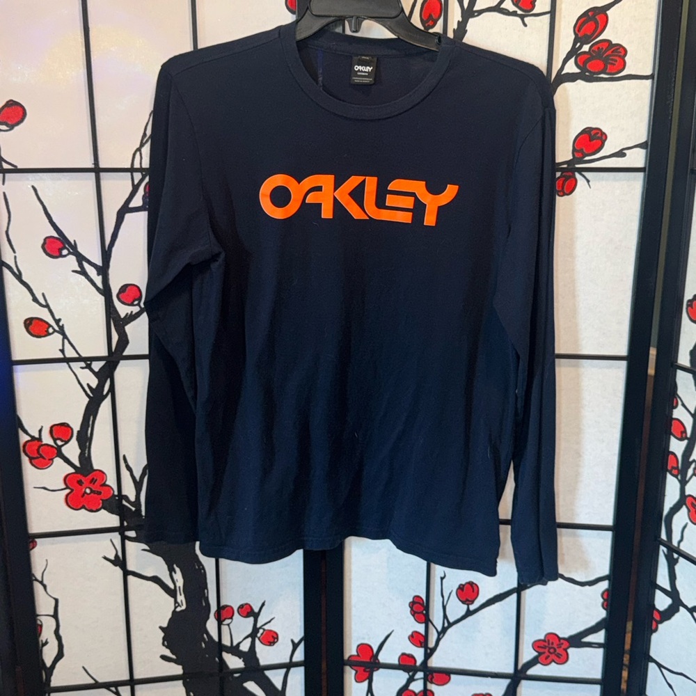 Oakley Mens XL Longsleeve Navy and Orange Fitted Shirt
